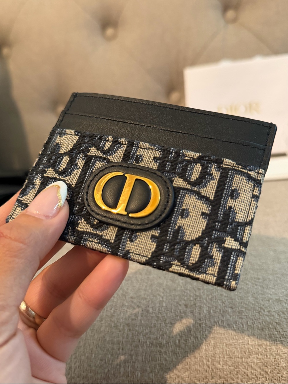 Christian Dior 30 Montaigne Freesia Card Holder - Picture 3 of 7